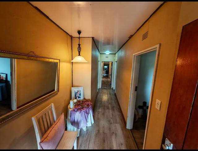 4 BEDROOM HOUSE FOR SALE IN VAALPARK